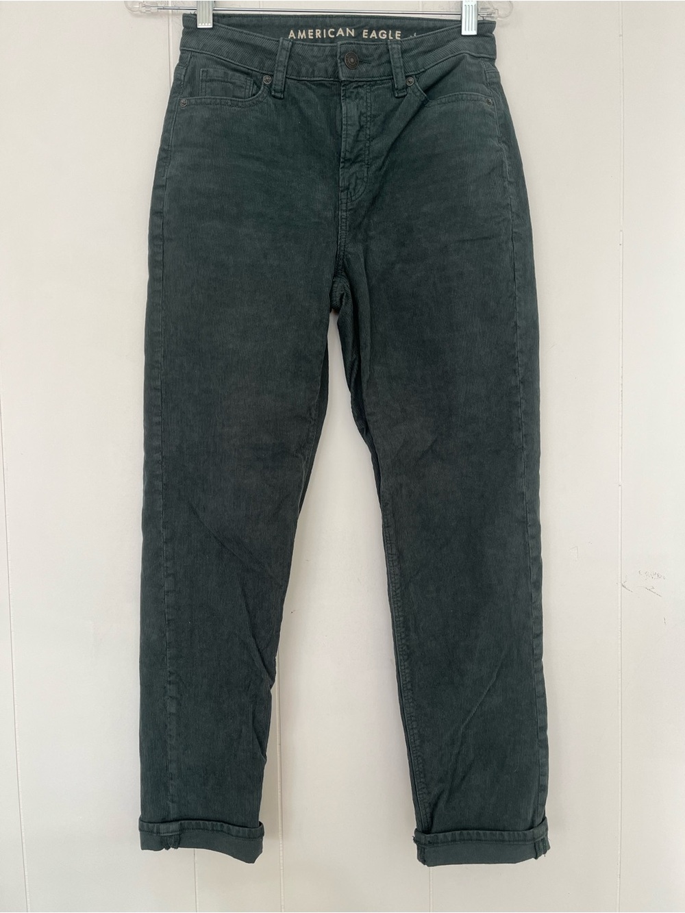 American Eagle Green Corduroy Stretch Straight Mom Jean Size 0
